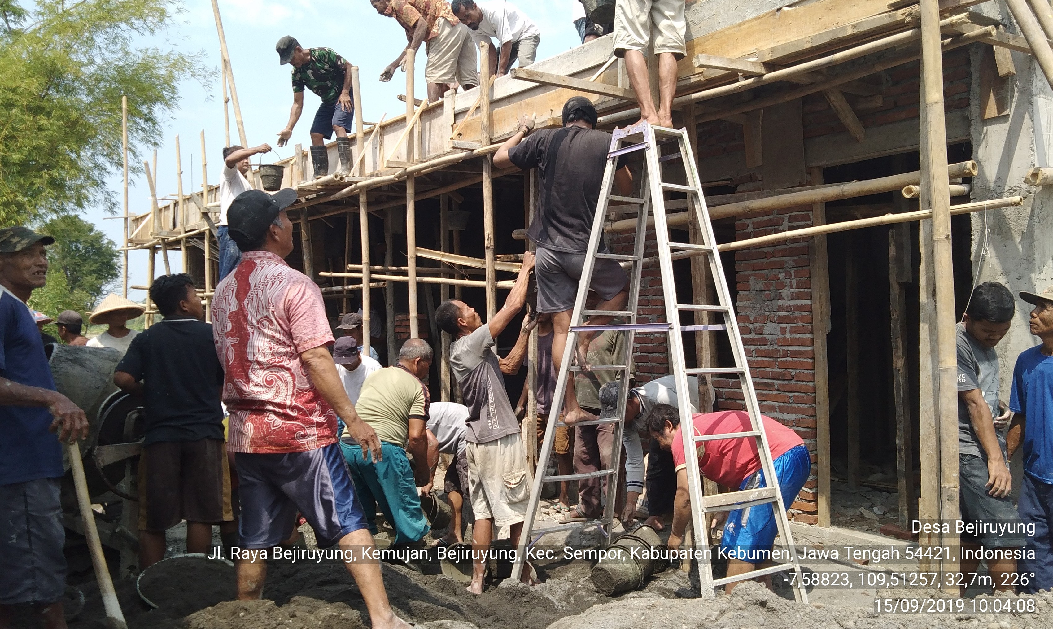 Perbaikan Tempat Wudhu dan Kamar Kecil Masjid Baiturrohim Desa Bejiruyung 02